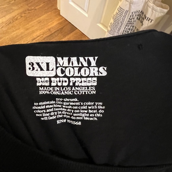 Big Bud Press Black Venus Organic Tee Shirt - Picture 5 of 7